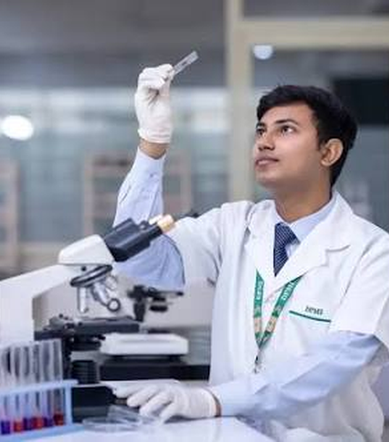 Paramedical Graduates